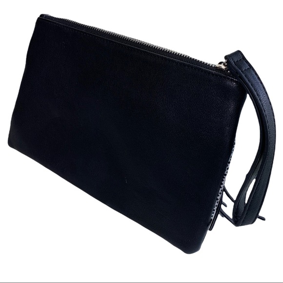 EXPRESS PEBBLED FAUX LEATHER TASSLED BLACK WHITE AND SILVER ZIP WRISTLET - Picture 12 of 16